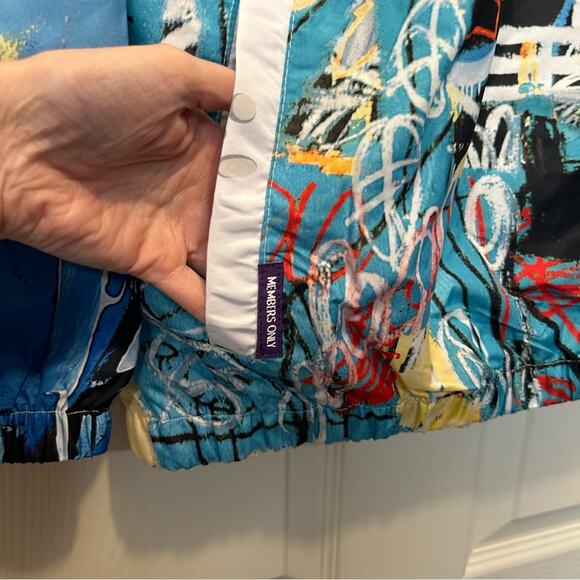Members Only Jean-Michel Basquiat Light Weight Pullover Jacket Size Medium NWT - Picture 9 of 10